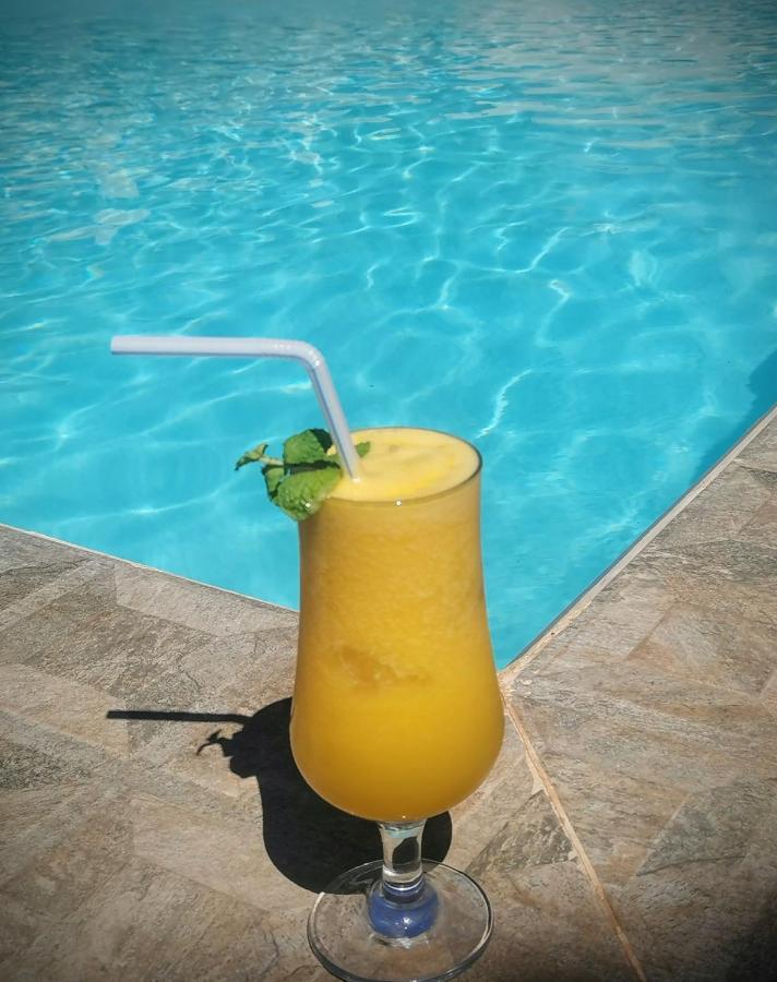 Tranquil Resort Hotel Brusubi 외부 사진